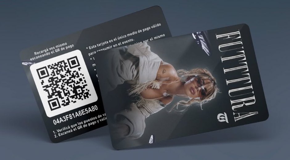las chicas lindas no usamos tarjeta de crédito 
las girls solo queremos esta tarjeta: