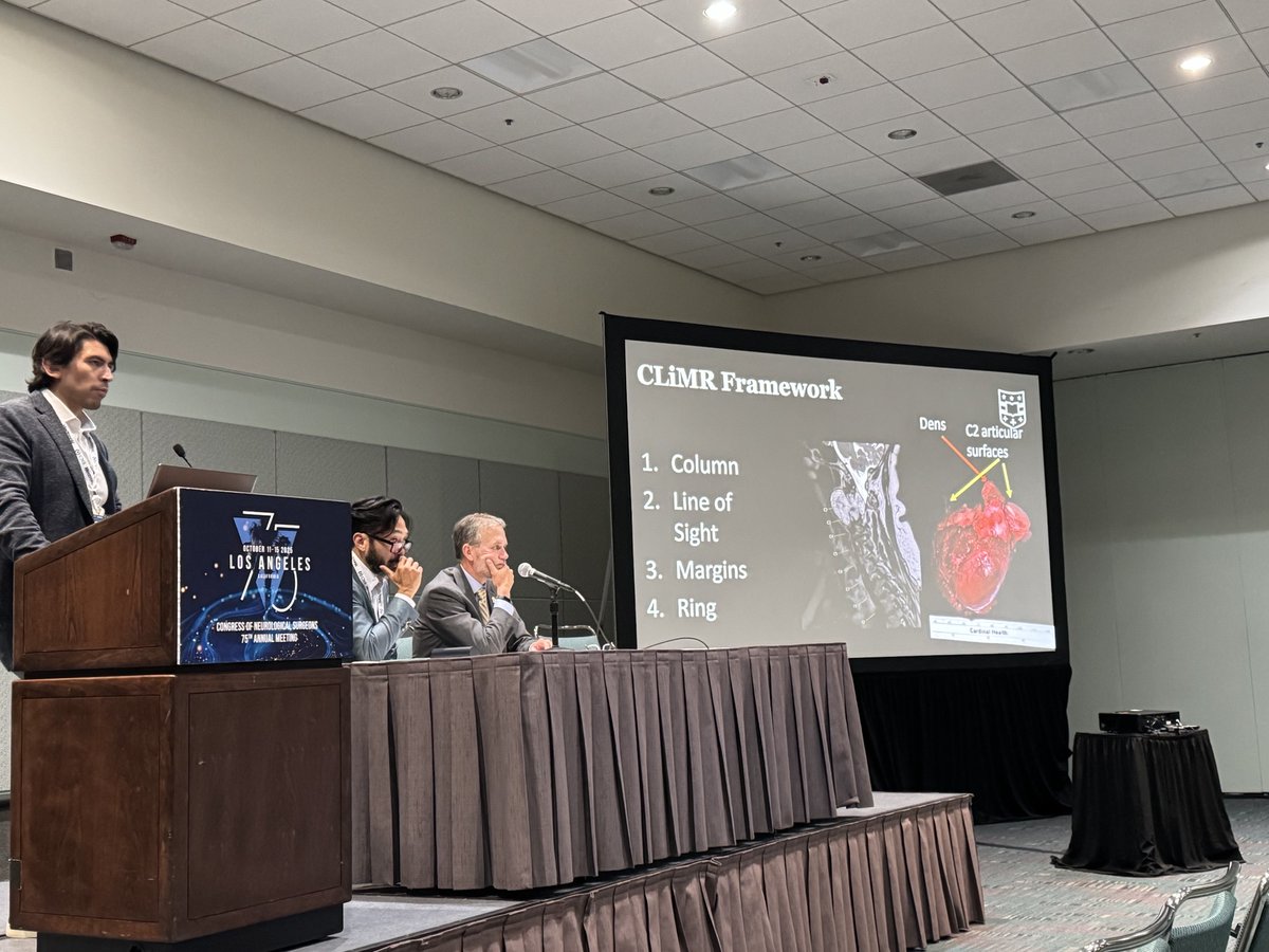 WashUNeurosurg's tweet photo. WashU Neurosurgery had a strong showing at #CNS2025. Medical students earned Best Poster awards in Spine and Data Science. Faculty led talks, panels, and debates driving progress in the field.

Proud to be at the forefront of neurosurgical research and education. https://t.co/zpAI2vff51