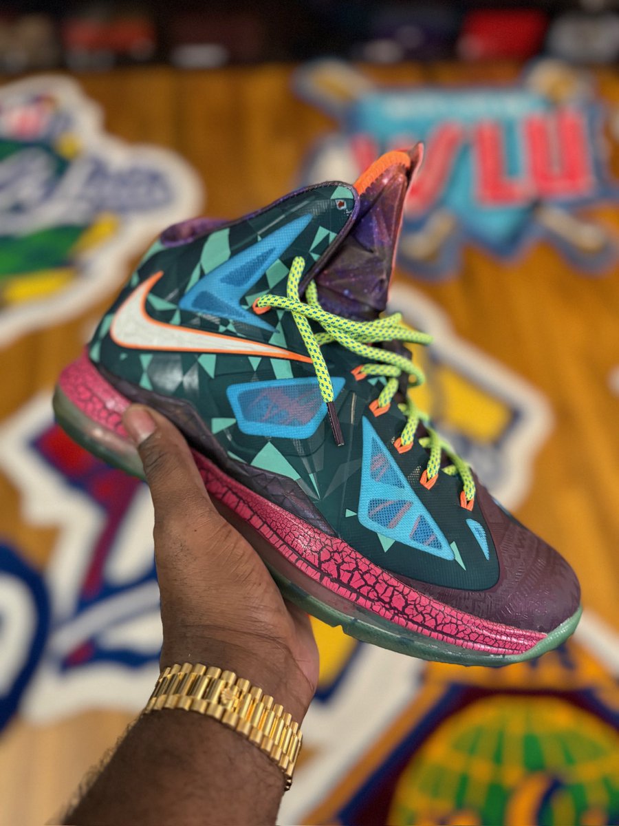 Rock it or Stock it tweet media