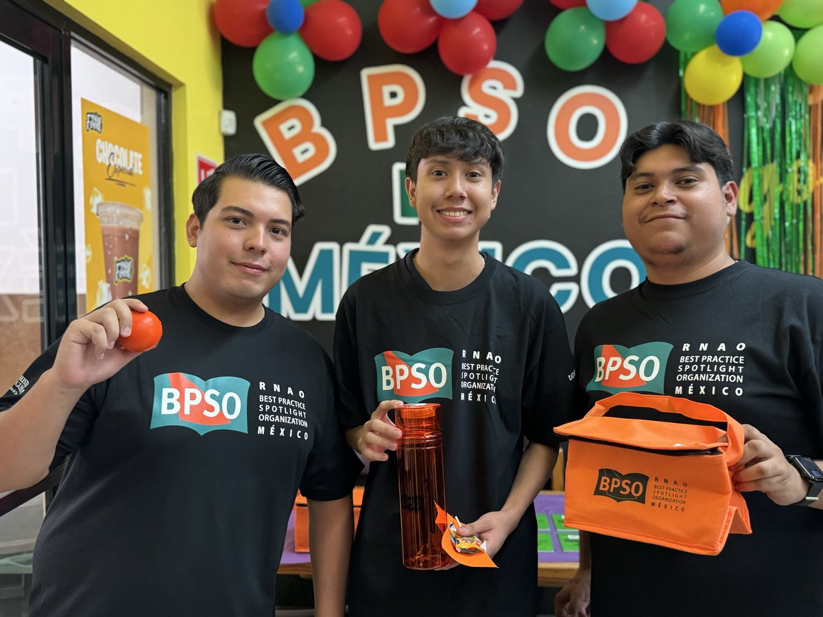 🏆 ¡Momento de premiar el aprendizaje y la diversión!

Durante la feria BPSO, los estudiantes recibieron premios por su entusiasmo, participación y creatividad en las dinámicas sobre las Guías de Buenas Prácticas. 💜💡<a href="/RNAO/">RNAO</a> <a href="/DorisGrinspun/">Dr. Doris Grinspun 🇨🇦 RN, PhD, FAAN, O.ONT</a>