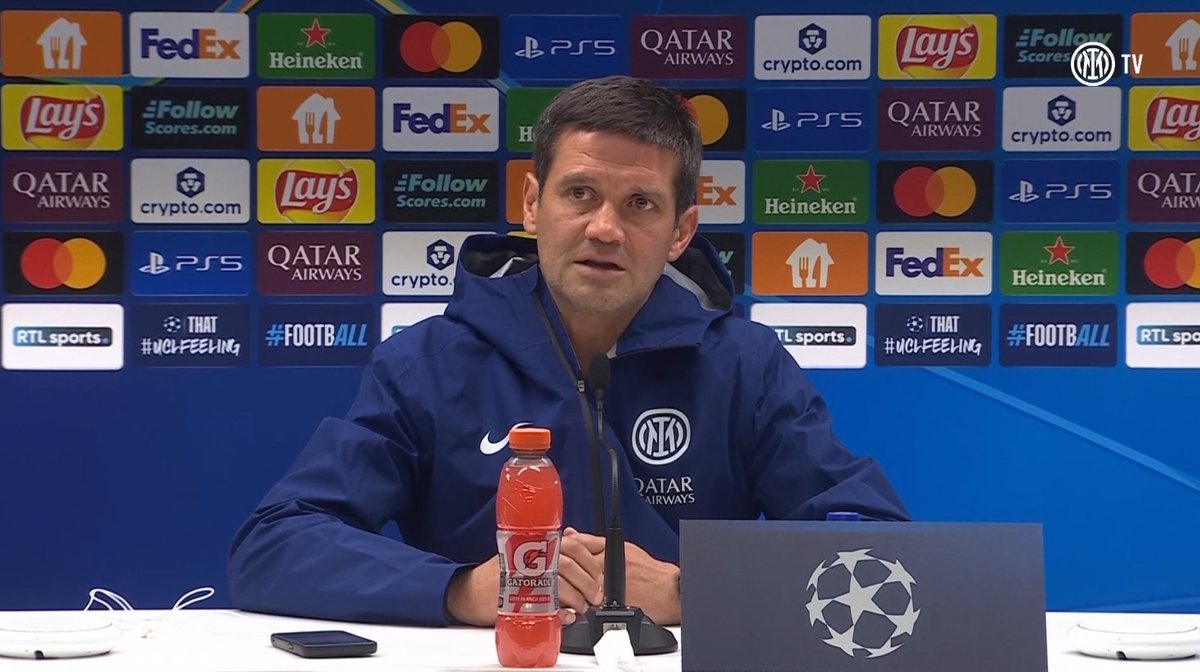 Chivu: "Esposito? Io non dimentico Bonny, Sucic, Luis Henrique, Diouf. Non dimentico gli esperti. E' un bel mix di persone e uomini che cercano di migliorarsi, sono tutti a disposizione del gruppo. Prossimo passo per Esposito? Abbassare le aspettative. Io non guardo i gol e gli