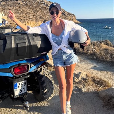 VirtualMom's tweet photo. #NewProfilePic https://t.co/bQ3O2KTANx