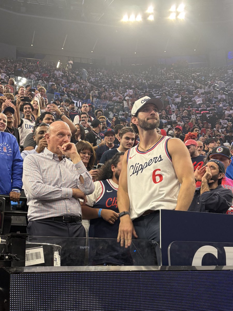 realKingCasey's tweet photo. The official 6th man jersey… https://t.co/ZQSsloBcwq