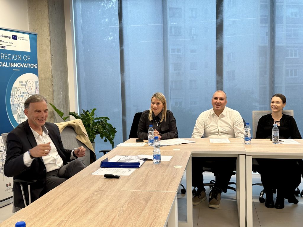 PSRRMSLS's tweet image. У Научно-технолошком парку Нови Сад одржан округли сто у оквиру пројекта „Регион социјалних иновација – РОСИ“
skr.rs/zSeG