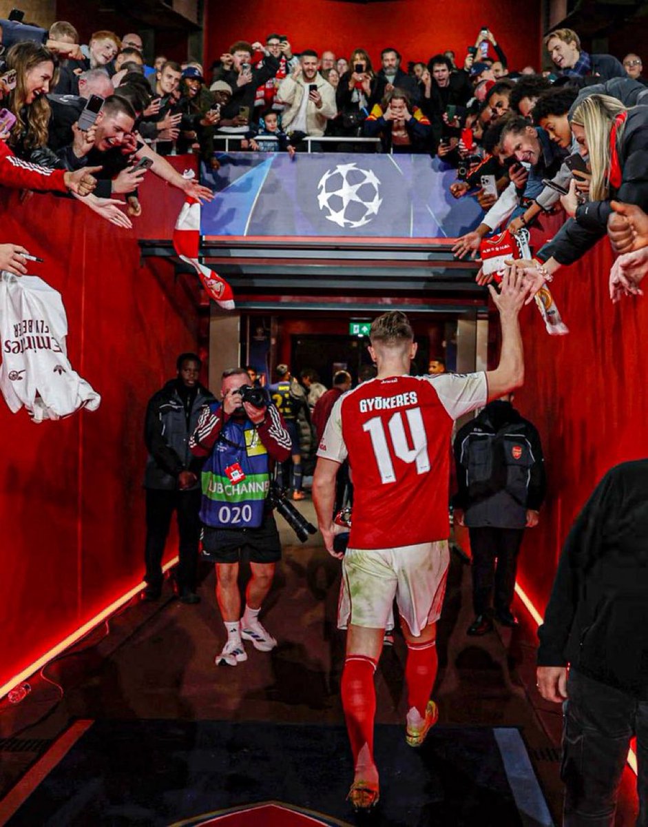 This maybe one of the coldest football pics ever…