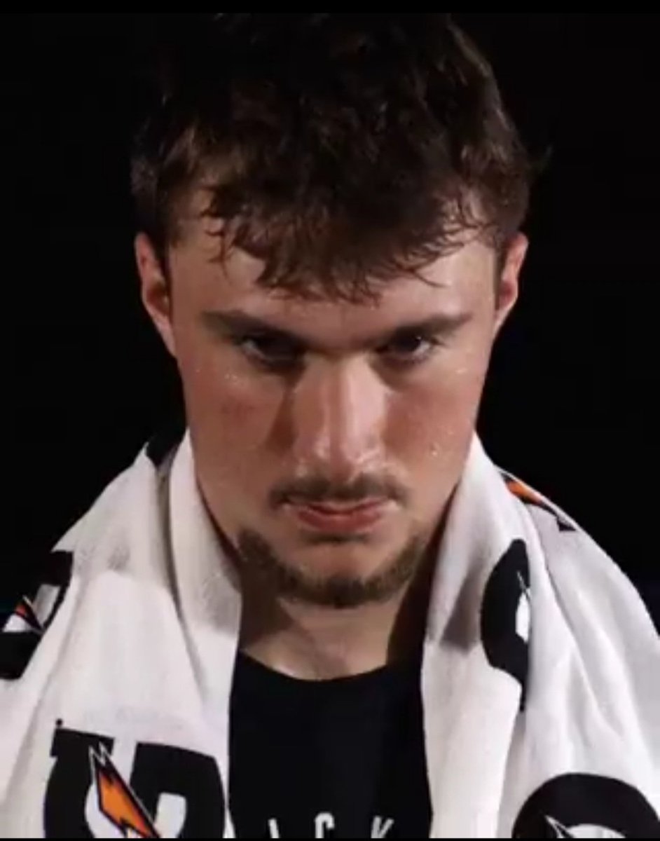 7REBLE's tweet image. 