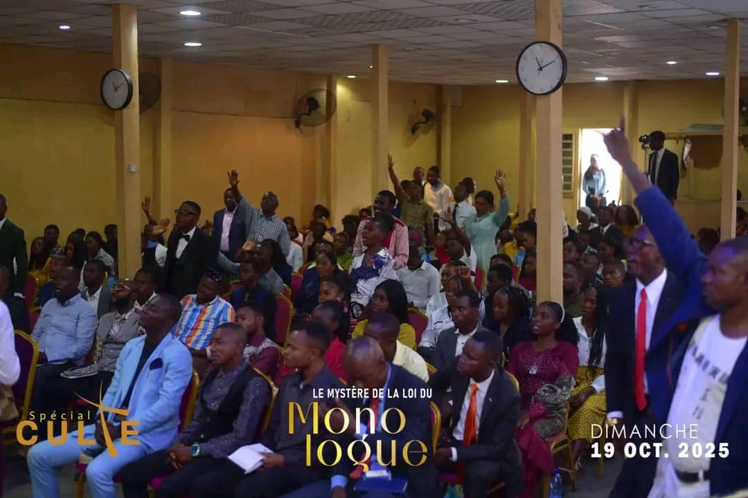 MessageProds's tweet photo. #Mp_Com
Le culte Spécial du dimanche 19 Octobre 2025 avec le Docteur Phoenix ZAKOLA dans son église de Kinshasa Phoenix Tabernacle, était une grande bénédiction.
"LE MYSTERE DE LA LOI DU MONOLOGUE",c'est un sujet qui ne méritait pas d'être raconté, il fallait le vivre. 1/2 https://t.co/a1GT0GQYUD