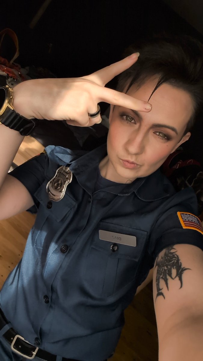 maxie 🚒 ceo of possessive eddie tweet media