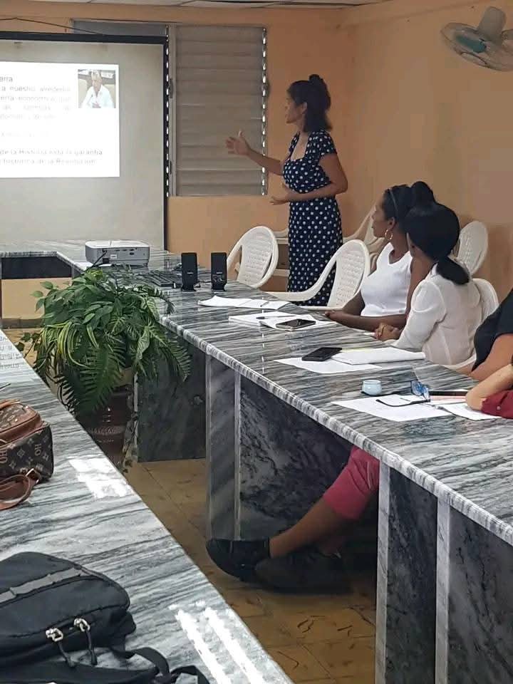 horutinel's tweet image. Dirección General de Educación, el curso de preparación a la reserva especial pedagógica, apostando por la garantia de los futuros Cuadros del sector.
¡Éxitos para todos!
#PoderPopular
#IsladelaJuventud
#SentirPinero