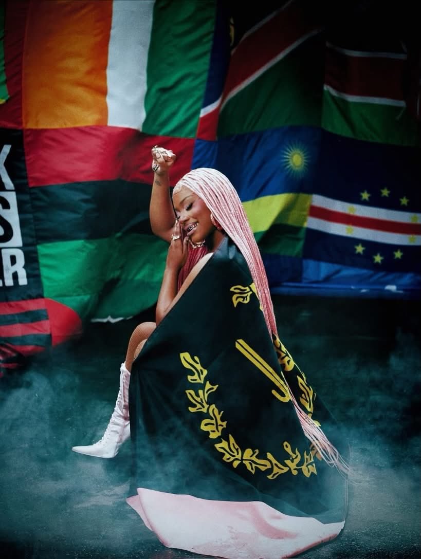 If you got a problem with <a href="/themonaleo/">MONALEO 🎀</a> or her music, you aint Black!!