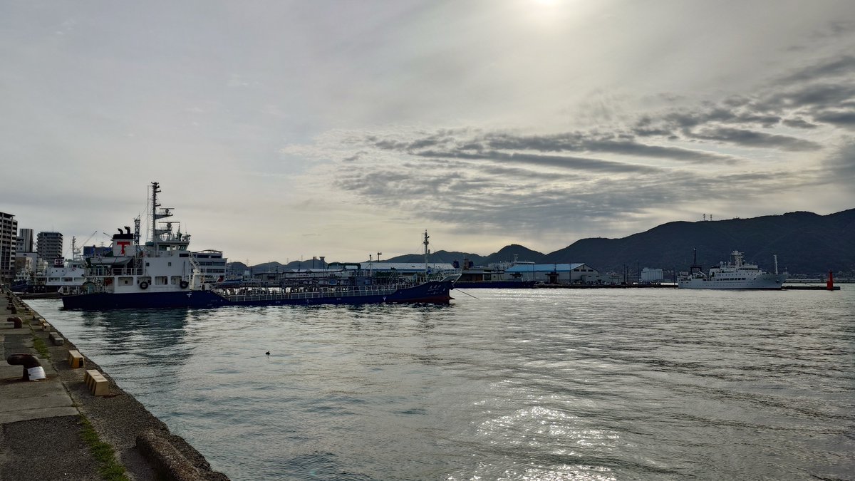 shuuho_'s tweet photo. 色んな所を旅して、見聞を深めていきたいと思うようになってきたこの頃。
まだ行ったこと無い場所や、現地やネット上での出会いも大切にしていきたい気持ち。次は、何処に行こうかな✨ https://t.co/mwsmZW3KP3