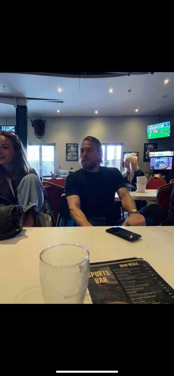 Charlie Hunnam tweet media