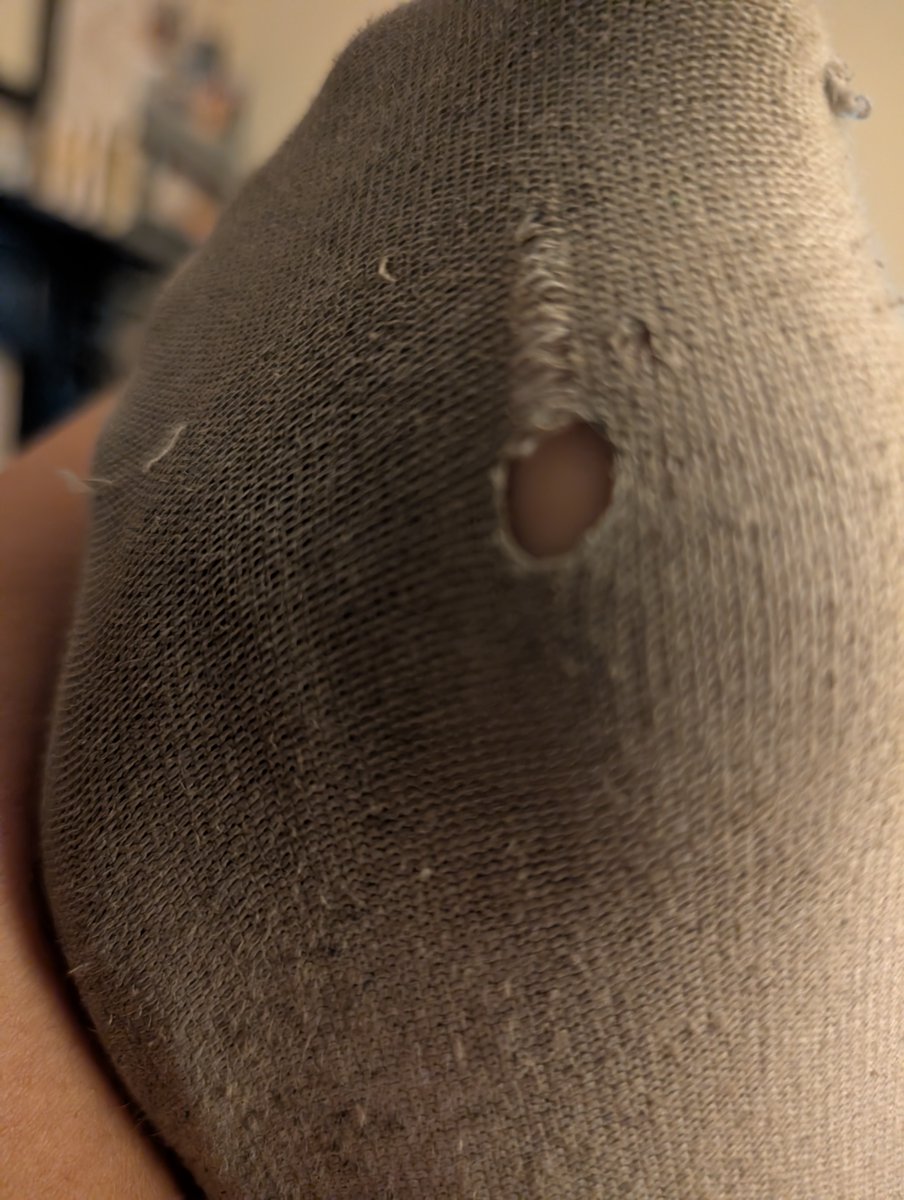 GoddessMermaidM's tweet photo. Wearing these another day to gym in my sweaty gym trainers ! Then they will be for sale tomorrow!

Findom Femdom Goddess worship Footworship Feetworship Finsubs silentsendsubs sockfetish https://t.co/OXSNeKtptX