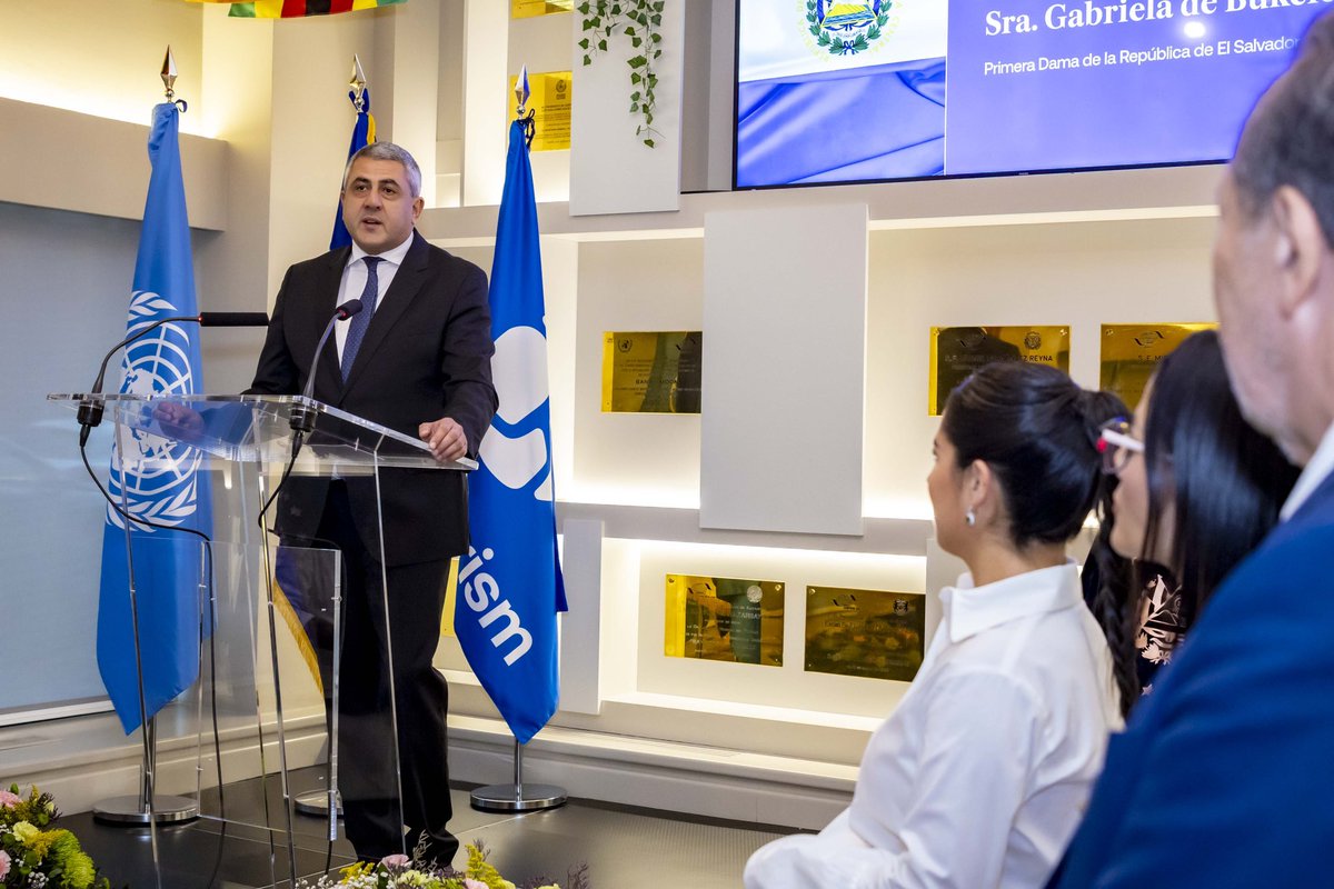 “Es la primera vez en la historia de ONU Turismo que tenemos a una Primera Dama presentando una iniciativa como esta. Todo el mundo viaja con sus familias a diferentes partes del mundo pero nunca nadie ha promocionado su país con este enfoque de Turismo Familiar”, Secretario