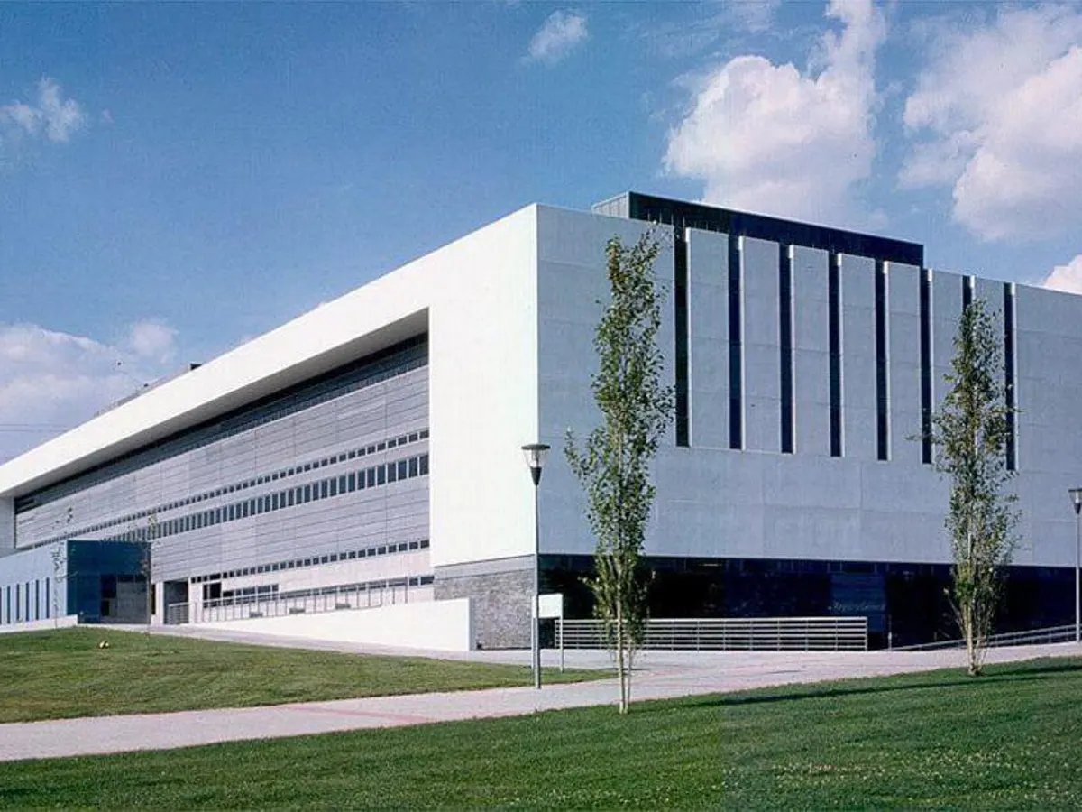 🎓La ruina de la mayor universidad de España, "la situación es insostenible", "tenemos menos presupuesto para nóminas que hace 14 años".

La Complutense pide un rescate para pagar las nóminas y sigue su camino la URJC.

ℹ️elpais.com/educacion/2025…
🗨️urbanity.one/t/comunidad-de…