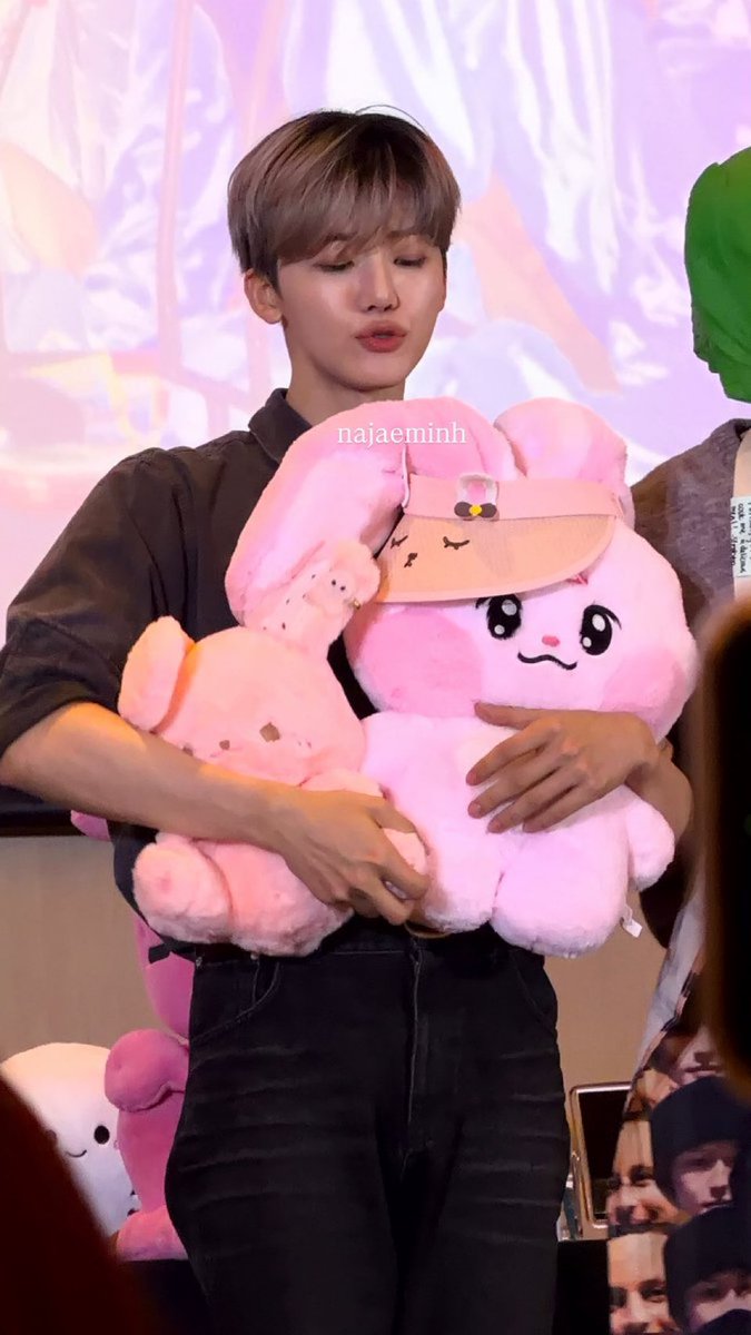 jensungroll's tweet image. he’s a mommy