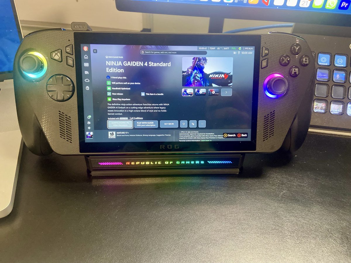 xonebros's tweet image. Thanks to ASUS for sending me a ROG Xbox Ally!
…after I paid $999 and pre-ordered it like everyone else.