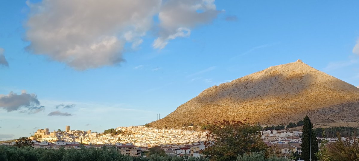 Así atardecia ayer martes en Martos
<a href="/anamaria190977/">Ana María Herrero</a> <a href="/josep_pujol1/">jose pujol</a> <a href="/meteo_fuensanta/">ABELARDO OLMO</a> <a href="/jesusrockstar7/">Jesus</a> <a href="/MteoPuertoViejo/">Miguel Ángel</a> <a href="/Mariche_C/">Mariché C.</a> <a href="/xusvalencia/">Jesús🦇Martínez📸</a> <a href="/javioru/">Javi Martinez</a> <a href="/meteocastuera/">Álvaro Hurtado ™ ⛈️ 🌬☔️⚡️📸📹</a> <a href="/PresumodeMalaga/">Macu Pérez</a> <a href="/El_Neyra/">El_Ne¥ra™</a> <a href="/jacobpetrus_tve/">Jacob Petrus</a> <a href="/tiempobrasero/">Tutiempo</a> <a href="/aquilatierratve/">Aquí la Tierra</a> #compartetuatardecer