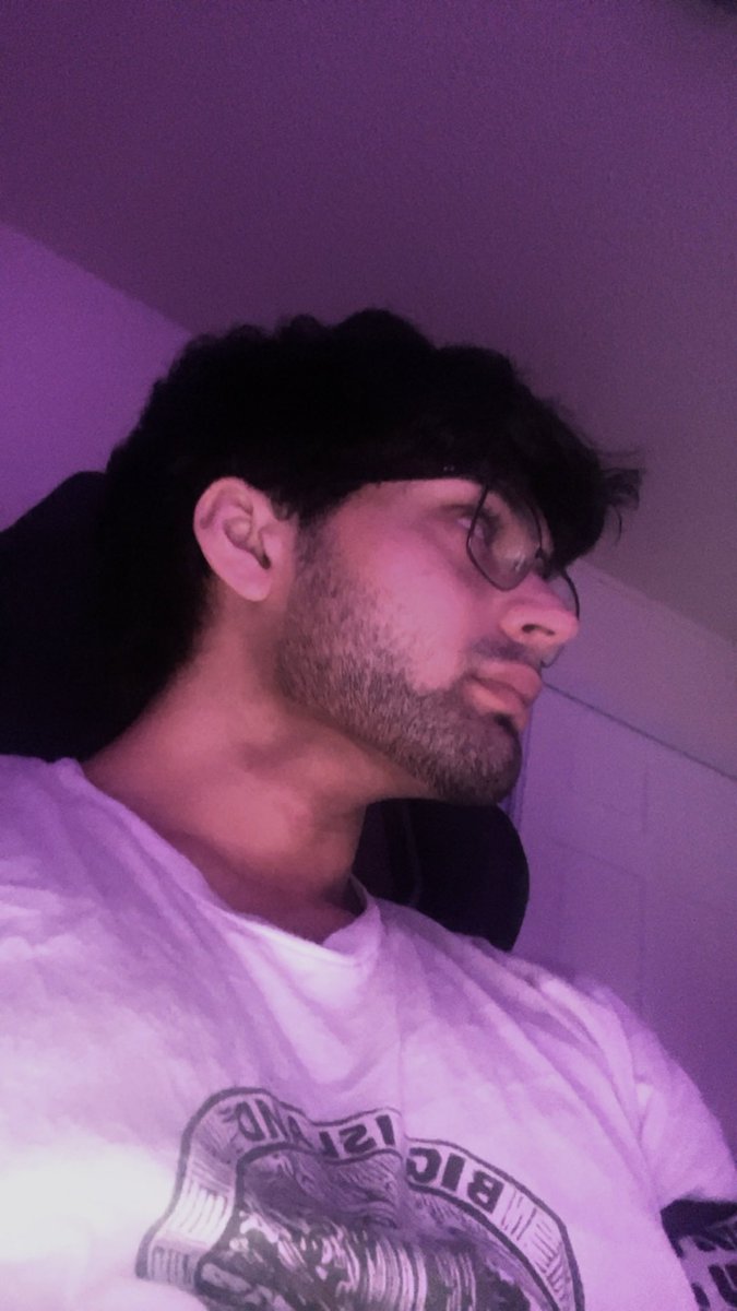 samstwtacc's tweet photo. do i keep the beard for the next video https://t.co/eNDhd5P4jG