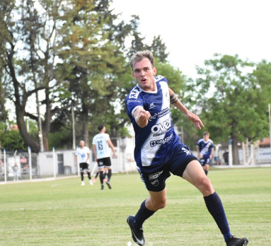 Juan Manuel Spontón 🎙️ (@jmsponton) on Twitter photo #TRFA | Juan Bono, delantero de <a href="/clubbenhur/">Club Sp. Ben Hur 🐺</a> y ex #RacingCBA, en #SucesosDeportivos en <a href="/RadioSucesos/">Radio Sucesos</a> : "Contento por los dos goles y porque fue un buen arranque, tenemos un lindo grupo. Me llamaron y me convenció, sabía que en Racing no iba a tener minutos" #TRFA | Juan Bono, delantero de <a href="/clubbenhur/">Club Sp. Ben Hur 🐺</a> y ex #RacingCBA, en #SucesosDeportivos en <a href="/RadioSucesos/">Radio Sucesos</a> : "Contento por los dos goles y porque fue un buen arranque, tenemos un lindo grupo. Me llamaron y me convenció, sabía que en Racing no iba a tener minutos"