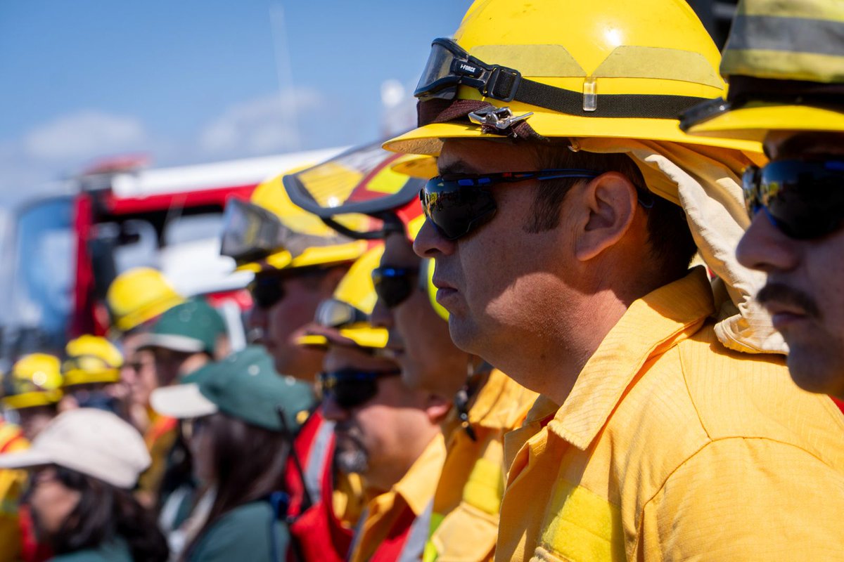El Gobierno presentó el Plan Regional de Prevención y Control de Incendios Forestales, fortaleciendo la prevención, tecnología y coordinación para cuidar a las personas, los ecosistemas y las comunidades rurales. 💪🌿