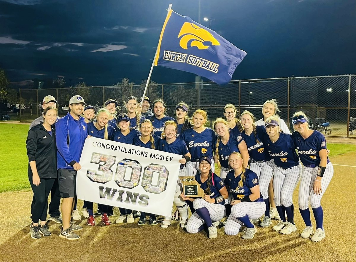 TeresaHutch12's tweet image. 🏆 MSHSAA Class 5 District 2 Champions! 🥎
Hard work, teamwork, and grit paid off. On to sectionals!
So proud of our team! 💜
@EHSmoSoftball 
@ejonesrockchalk 
@SelectFP_Backs