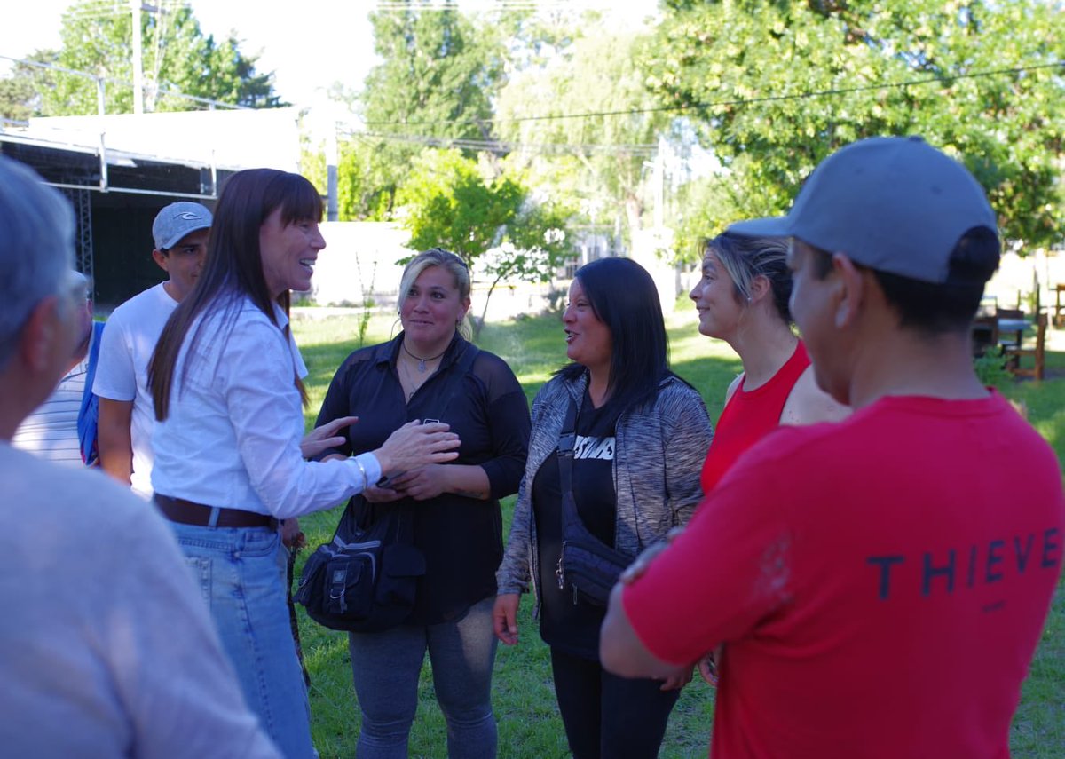 Seguimos compartiendo las propuestas del modelo neuquino, para que este 26 de octubre defendamos juntos nuestra #Neuquinidad. 
Porque Neuquén no se vende, no se regala, se defiende trabajando todos los días, con la convicción de construir una provincia más justa y llena de