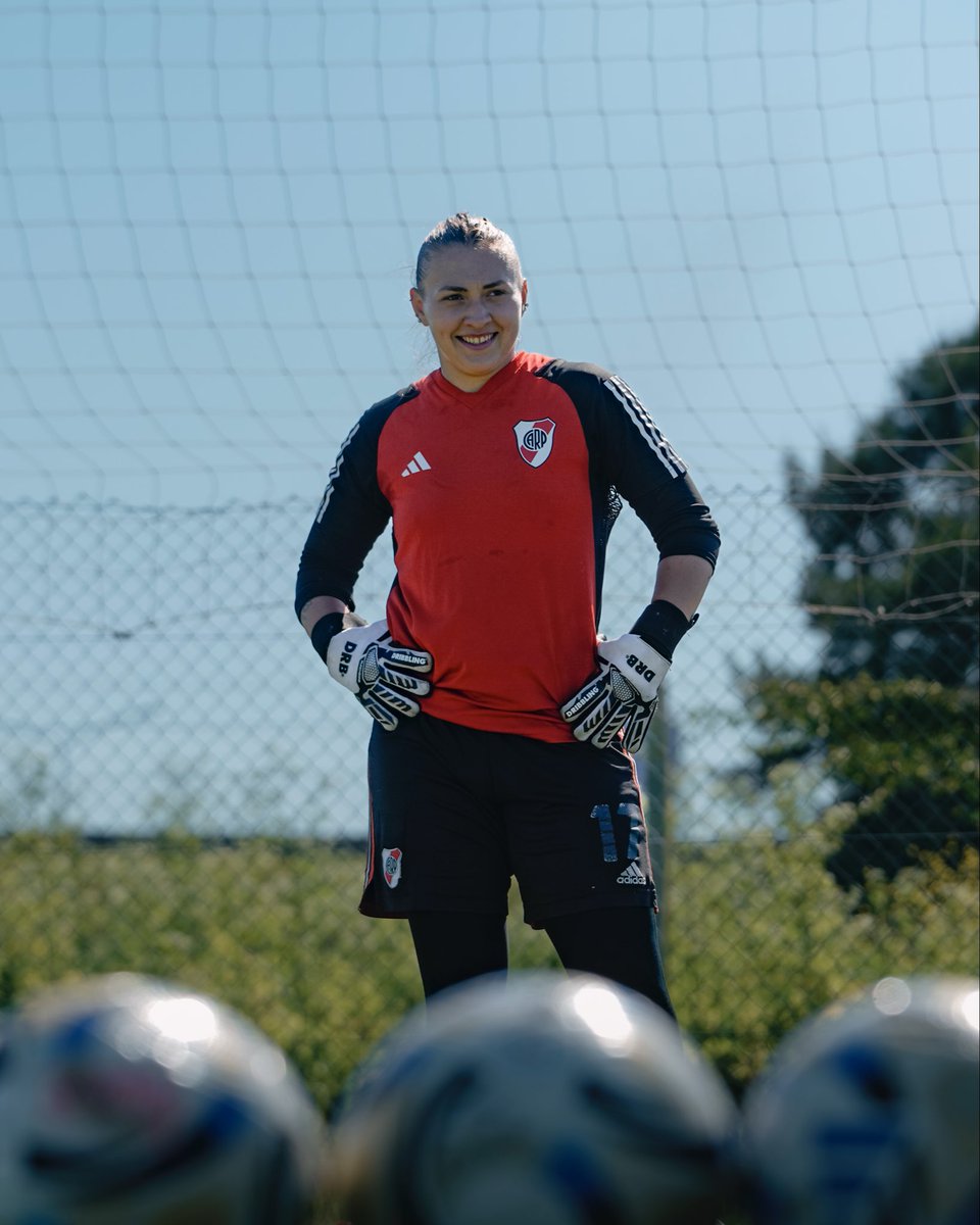 RiverPlateFem's tweet photo. 🧤 @martikrotter 🧤 https://t.co/Vp855N7UWa