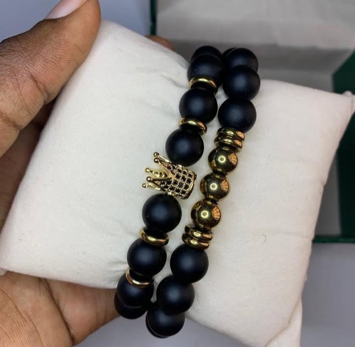 Beautiful , Elegant, Classy, Unique,  Timeless, Simple😍❤️ 
Available on order 
Send a dm
10k
Port Harcourt 
Delivery nation wide