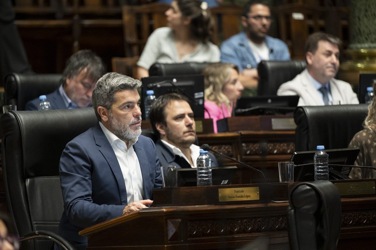 Matías López tweet media