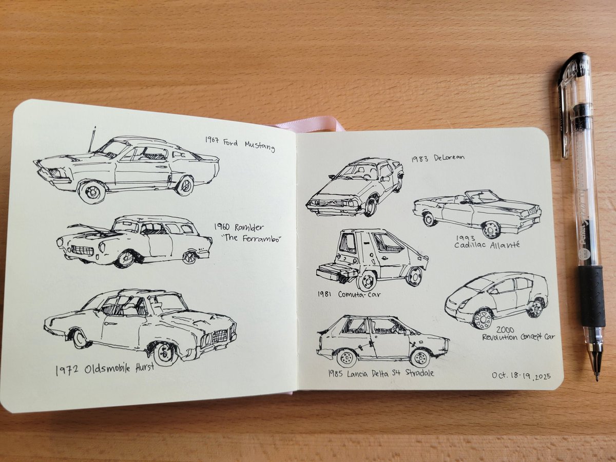 VictoriaJunmei's tweet photo. Sketches of 20th Century cars at the American Car Museum 🚗 stood like a shrimp 🦐 https://t.co/RhPmikh2BL