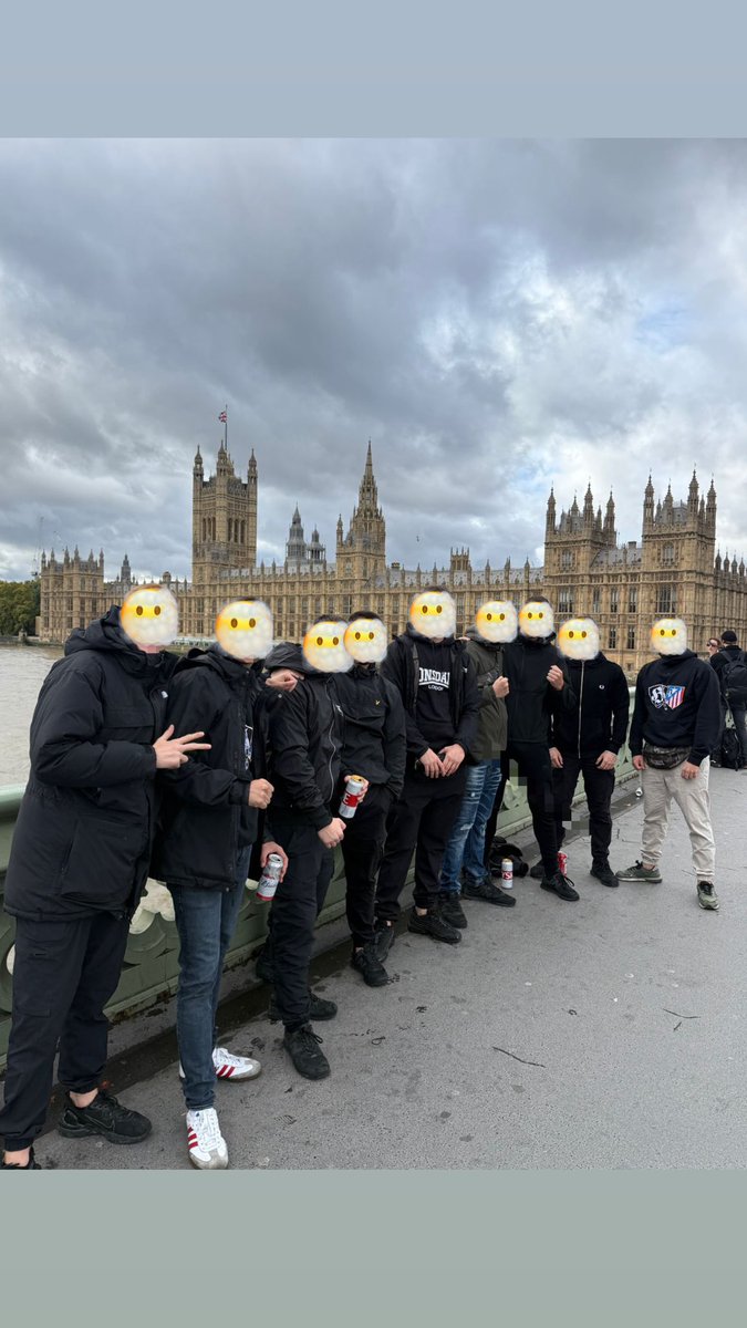 Con los mios a morir