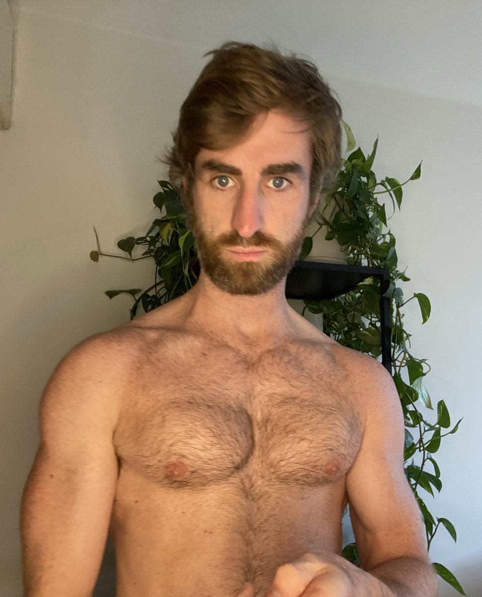 sidehustle15's tweet image. No one tells you how confronting it is being called daddy for the first time 🥲