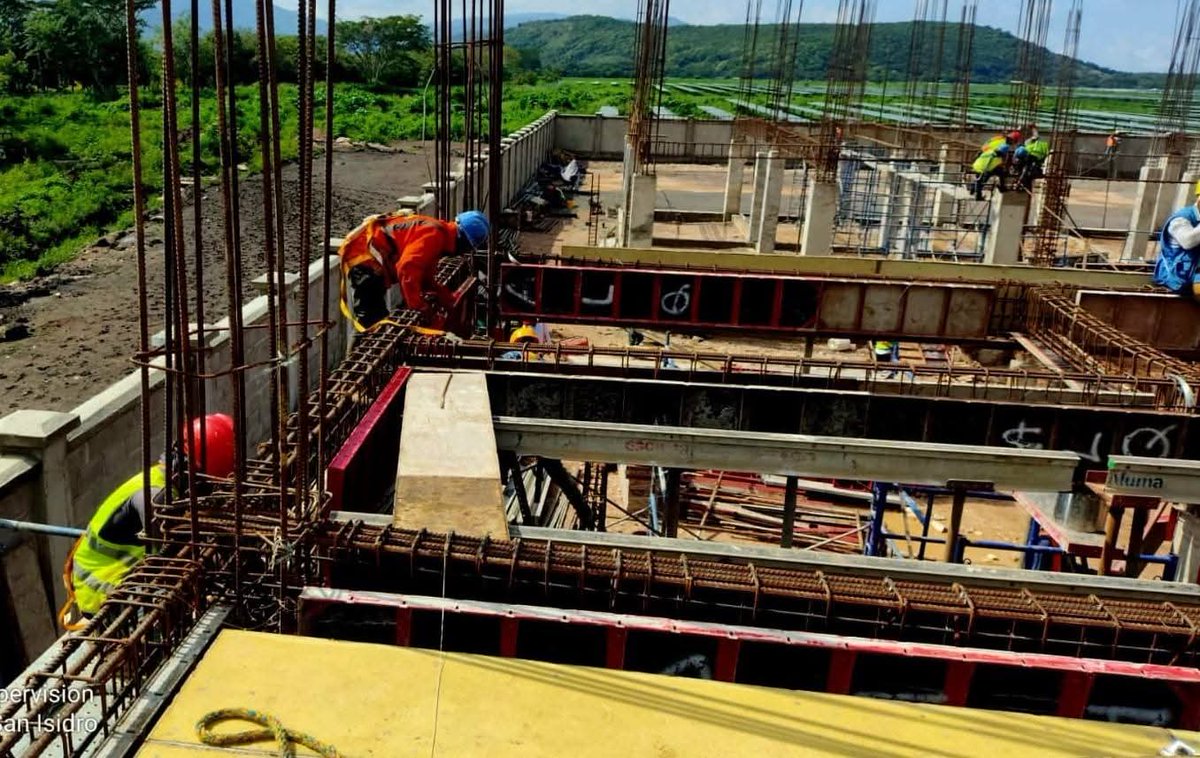 PLANTA SOLAR EN SAN ISIDRO

#ENACAL
#Nicaragua

facebook.com/share/p/19iPAV…