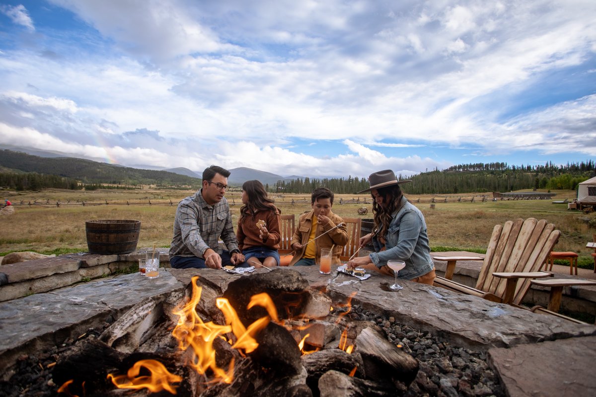 DevilsThumbRnch's tweet photo. Fall evenings at the Ranch >>> https://t.co/avln1dZir0
