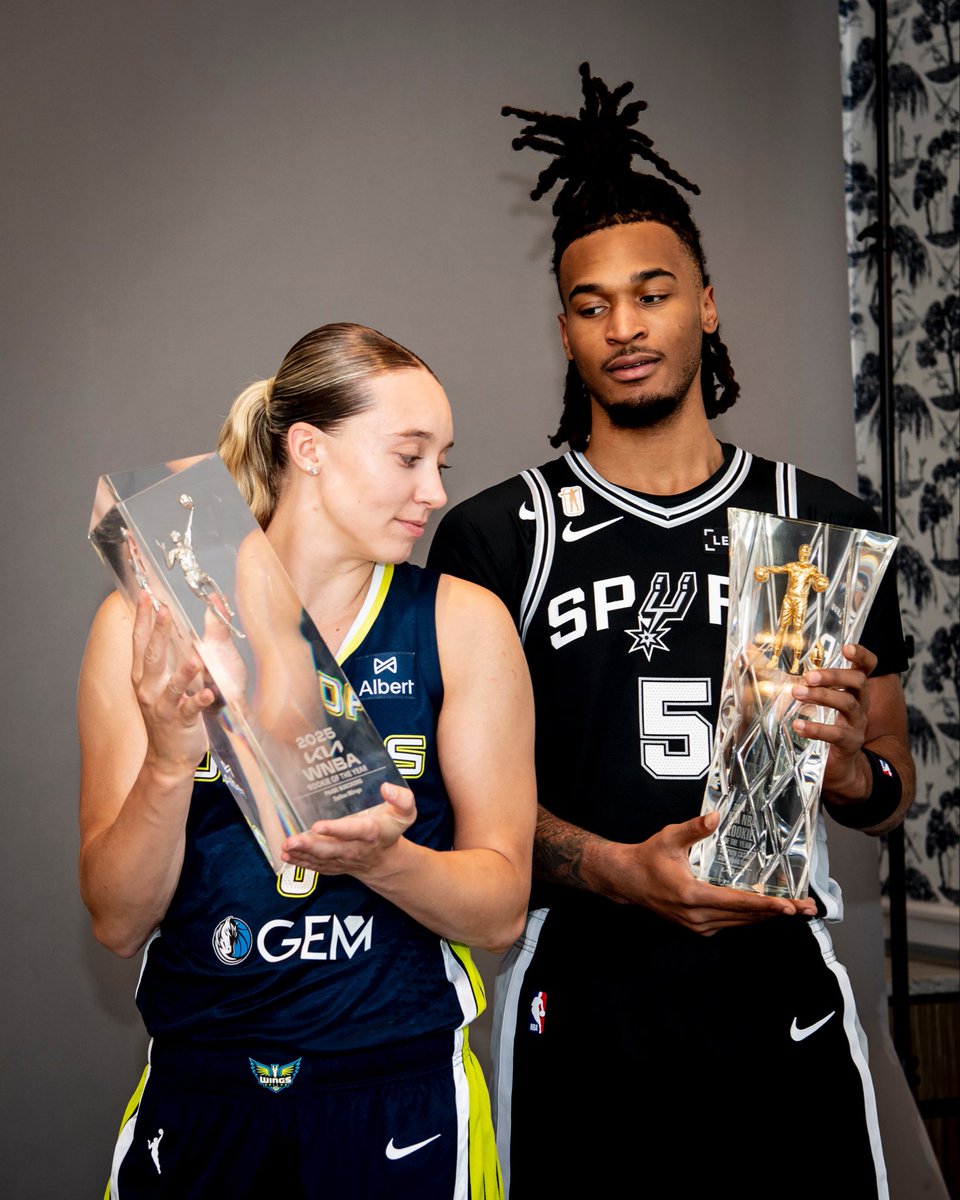 spurs's tweet image. Rookie of the year 🤝 Rookie of the year