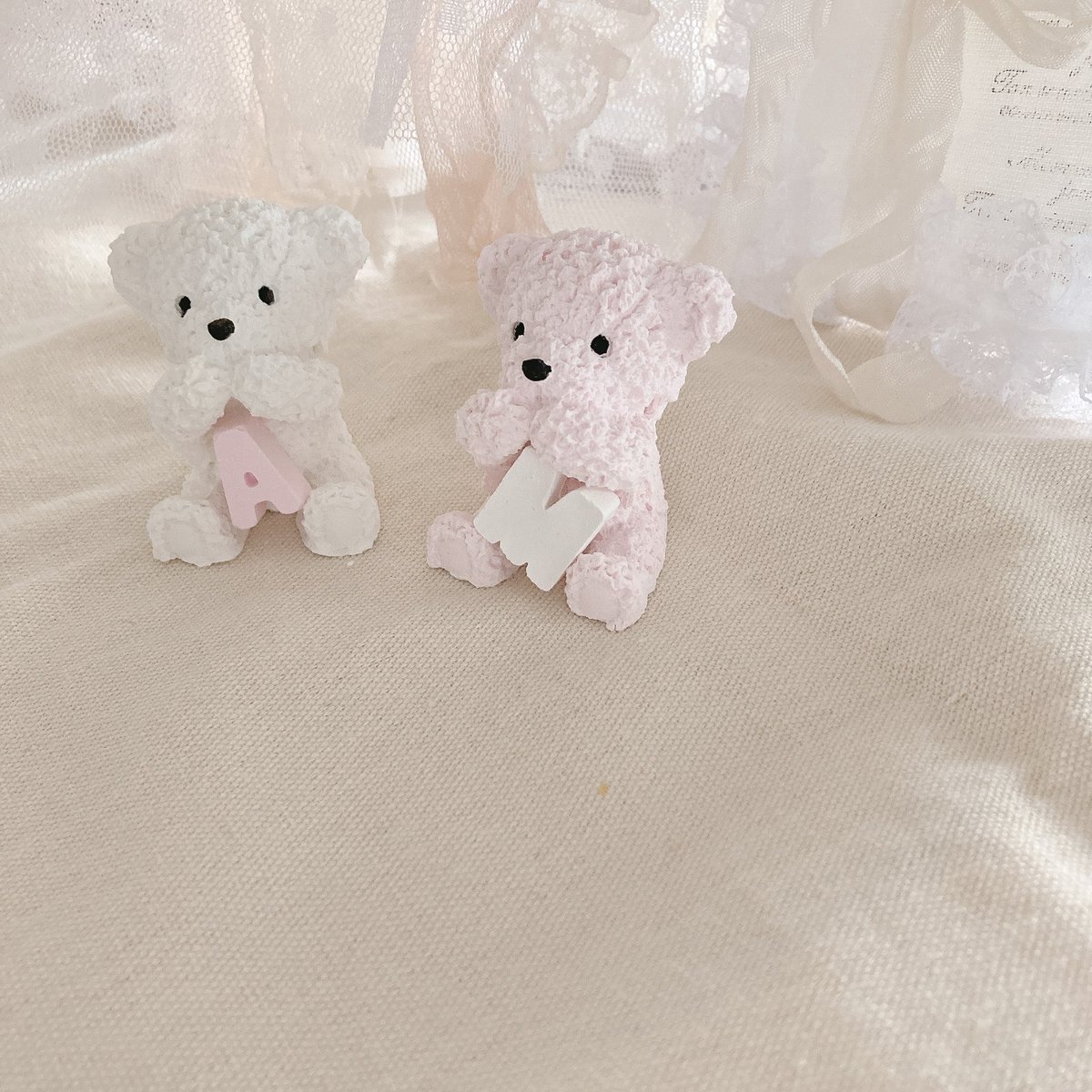 hokkorin1's tweet image. おはようございます🧸💞
いつもご覧いただきありがとうございます✨
寒くなってきて今年も温活しようって思うのですが、素足が好きなんですよね😂
家でも靴下履かなきゃ笑
可愛いもこもこの買おうかな♡
イニシャルくまさん💞
ピンク白も大好きな組み合わせ♡