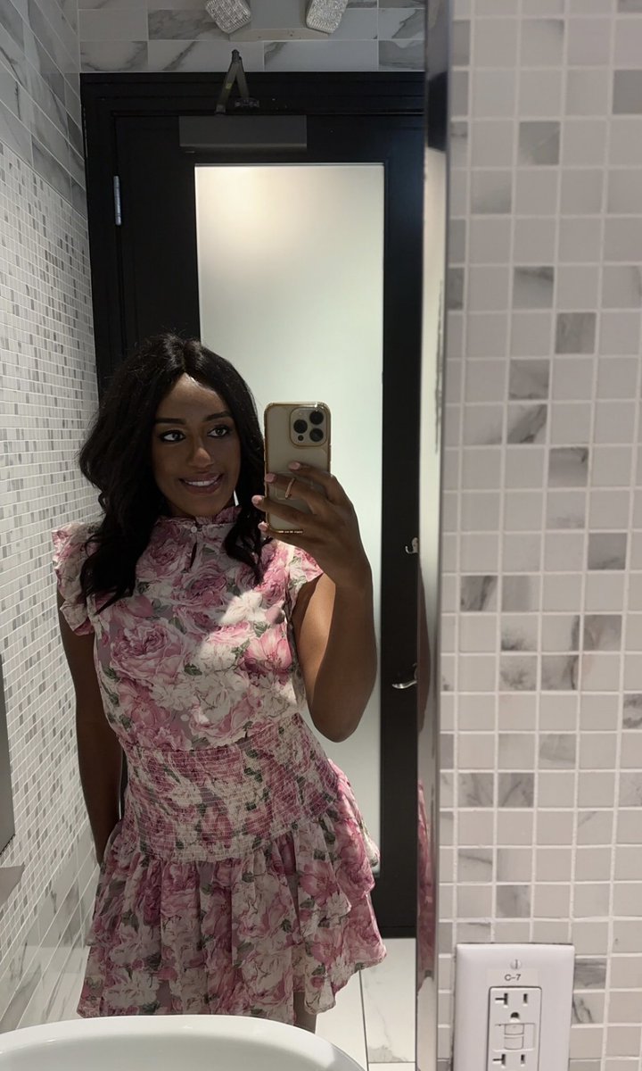 EbonydeviantASH's tweet photo. Heyyy I’m just checking in ☺️ https://t.co/mHaAl1KMwz