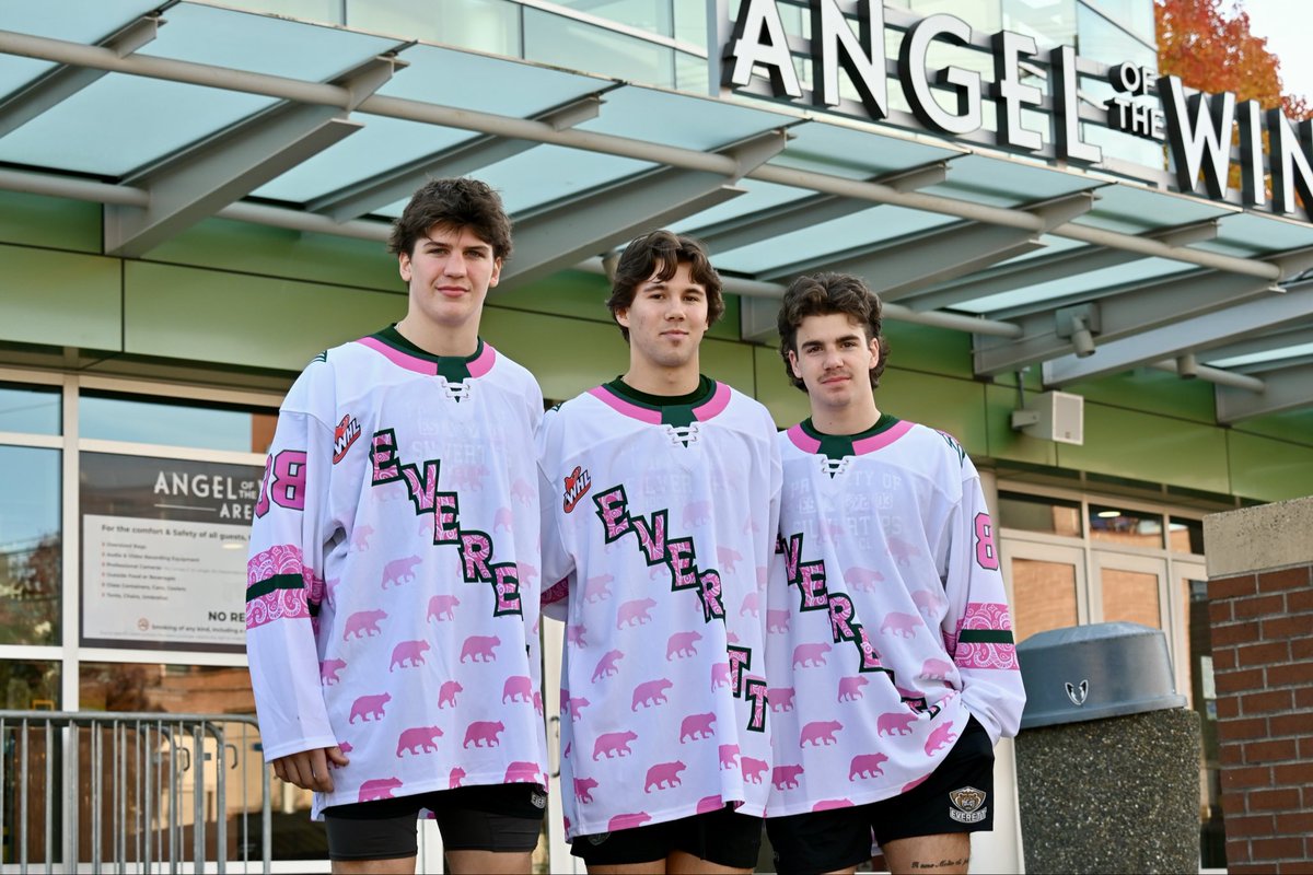 WHLsilvertips's tweet photo. sorry we’re late the boys were throwing a fit 😤

Pink the Rink, coming to Everett this Saturday!

🎟️: https://t.co/qjM1mCzbkA https://t.co/xDeo0TafdL