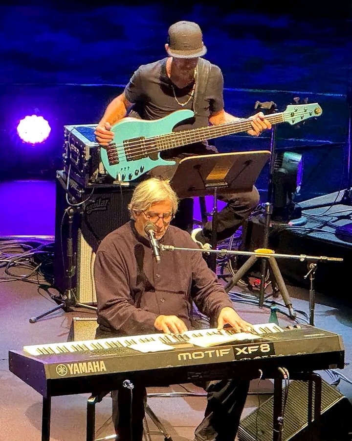 IvanLins138262's tweet image. levou sua música ao lendário Walt Disney Concert Hall na última sexta-feira e ao SFJAZZ no sábado e no domingo. Todo o carinho e os aplausos que recebemos do público fizeram dessa passagem pelos EUA um momento único. Obrigado a todos. Foi lindo!

Equipe IL

#IvanLins #losangeles