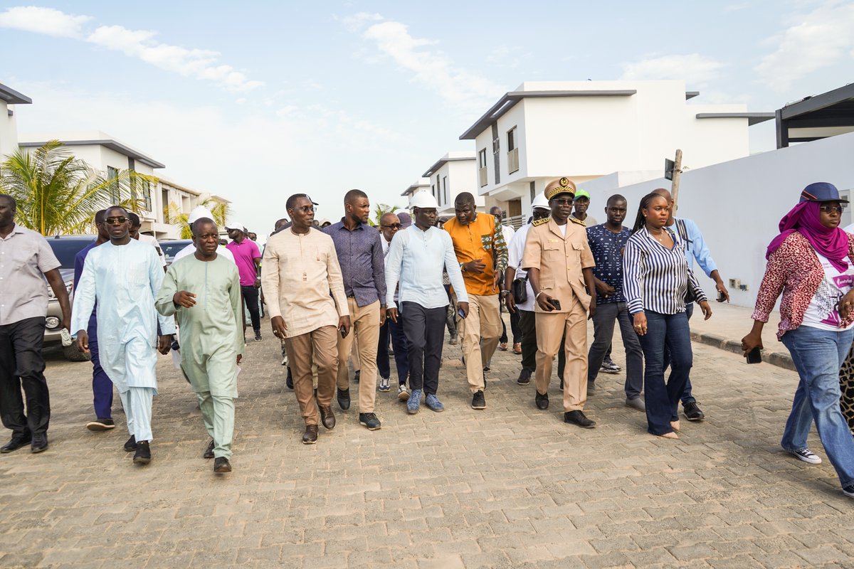 MinCult_Tourism's tweet photo. 3/3 Pôle touristique de la Petite Côte : le Ministre #AmadouBA fait l’état des lieux
👉👉https://t.co/wBbnaNmgD4
@MinCult_Tourism @SapcoSenegal @ATouristique #policetouristique #Saly #Pointesarene #aménagements #tourisme https://t.co/vKvfDqW3RX
