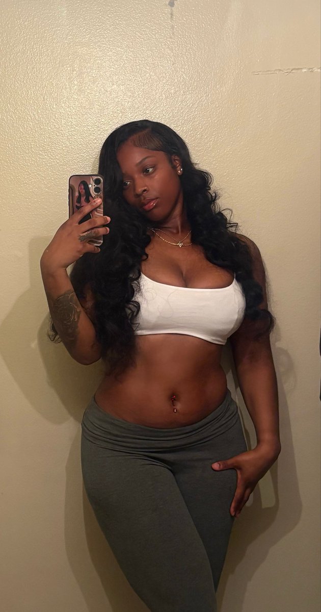 Ashley (@a_lanikee) on Twitter photo 