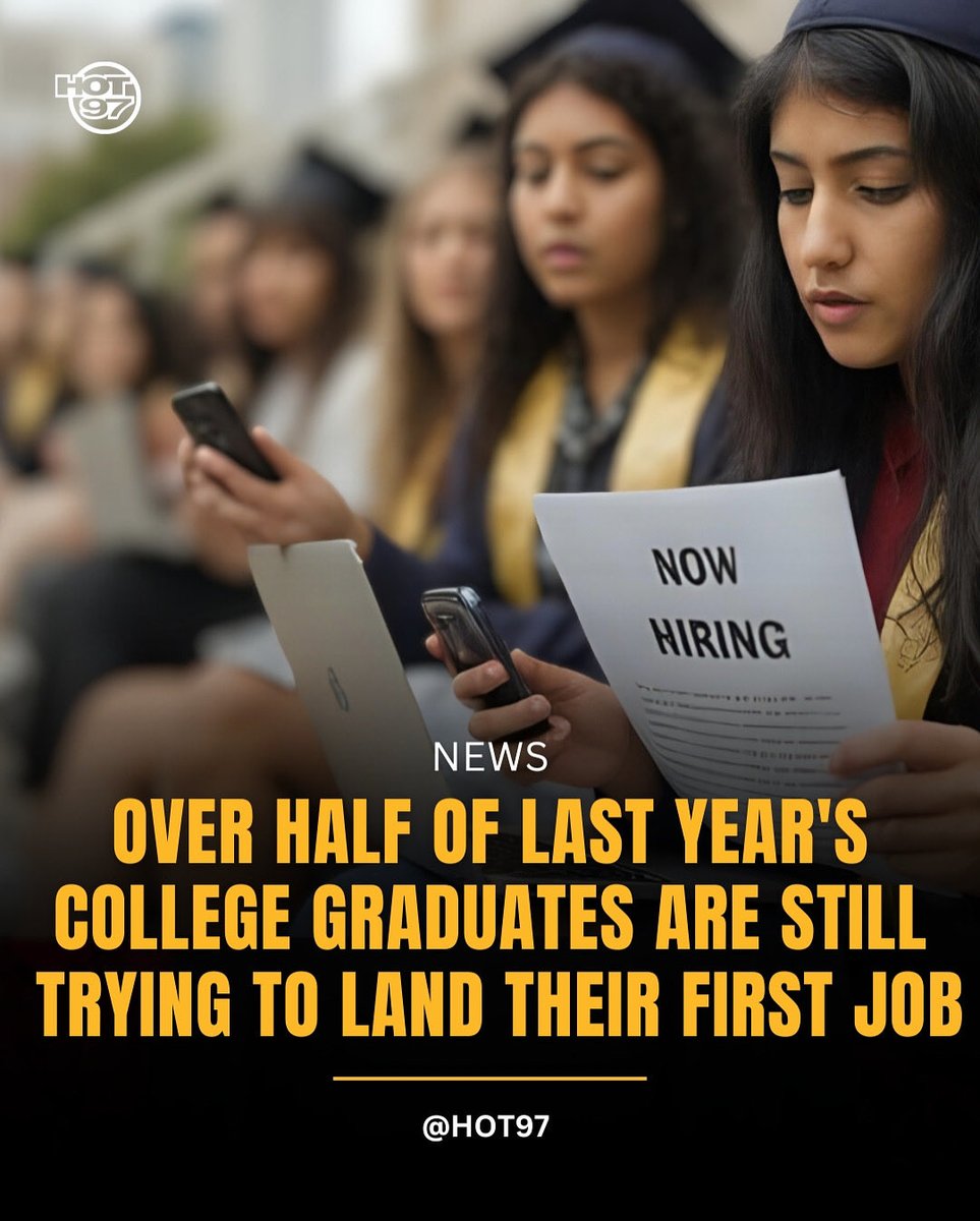 A recent report reveals that over half of new college graduates are having difficulty securing employment.
Fortune reports that roughly 58% of students who finished school within the last year are still looking for their first job, underscoring the challenging job market facing