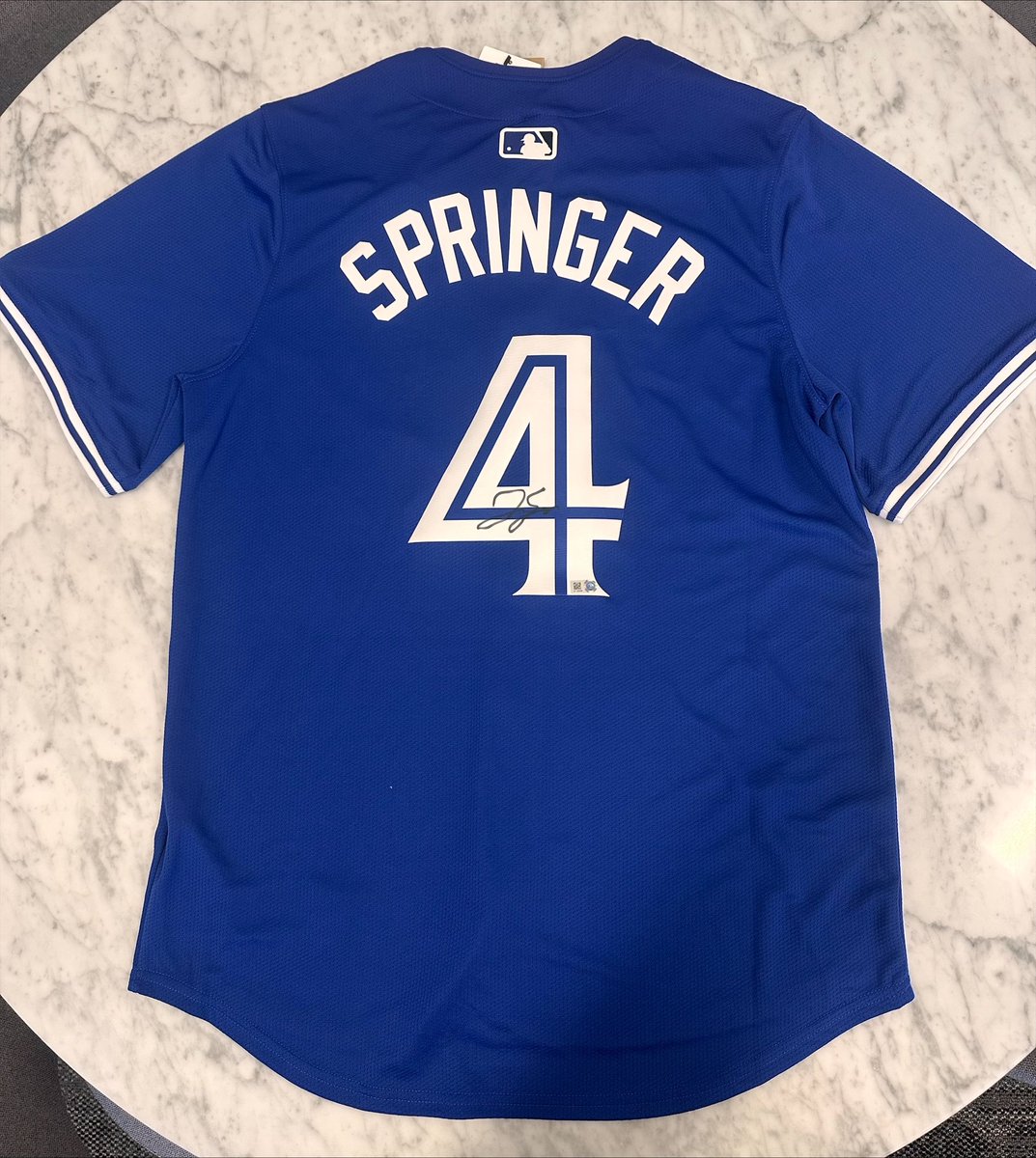 Prior to becoming a national hero, George Springer signed this beauty and donated it the Pizza Pigout’s silent auction.
Bid on it, and other incredible sports memorabilia, to help us raise over $100,000 for ⁦<a href="/KidSportCalgary/">KidSport Calgary</a>. ⤵️⁩

m.elevateauctions.com/silent-auction…