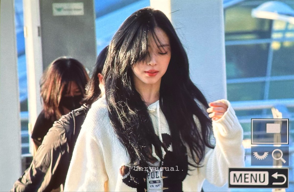 ITZY's Ryujin leaves Korea to attend an upcoming Ralph Lauren event in Singapore.