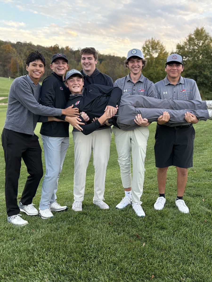 ⛳️ Senior Night at Whiskey Creek ⛳️

Linganore 148
Urbana 158

Congrats to our 5 Seniors on their final match as a Lancer!

Schaffer Wisnom 38
Clayton Frazier 40
Joe Stefula 43
Sean Walsh 51
Naiya Bonano 57

Joe Pearson -1 (35) was low 🐶
Jackson Stanley (37)
Johann Aguillon (38)