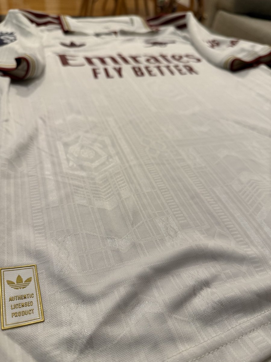 Arimantelman's tweet image. 🚨🚨 SORRRTEOO 🚨🚨

Volvimos, claro que si.
Gracias a los amigos de grkits5.com sorteamos esta belleza 🎁

Para participar: seguirme y dar RT 🔃

Se sortea el sabado a la noche y automaticamente después sale un sorteo nuevo 💣💣