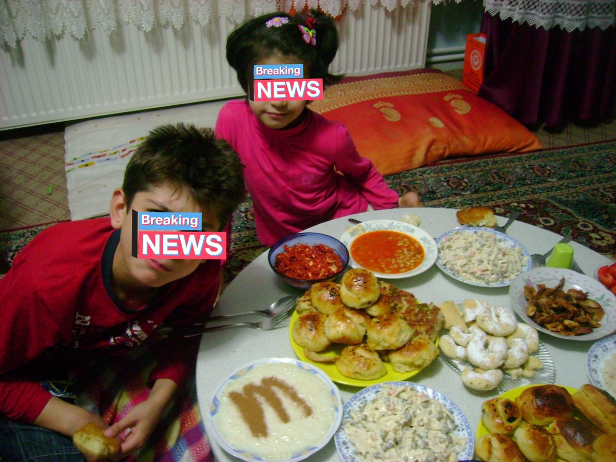 Doğum günümdü. Tam hatırlamıyorum 8 ya da 9 yaşlarındayım. Abim kırmızı eti çok sevdiği için o sene annem ona "pasta" olarak koca bir et almıştı kcjskdjsidi ekonomik durumumuz için oldukça lüks bir kutlamaydı. Ben de kırmızı eti değil tavuğu severdim ama ekstrem bir ilgim yoktu.