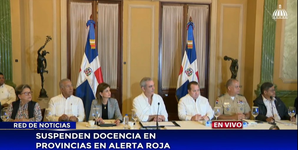 cdn37's tweet photo. Gobierno dispone que labores de este miércoles, tanto en el sector público como en el privado, sean hasta la 1 de la tarde debido a acumulados de lluvias que se esperan por tormenta Melisa.  #CDN #CDN37 https://t.co/XHW0AveP9L