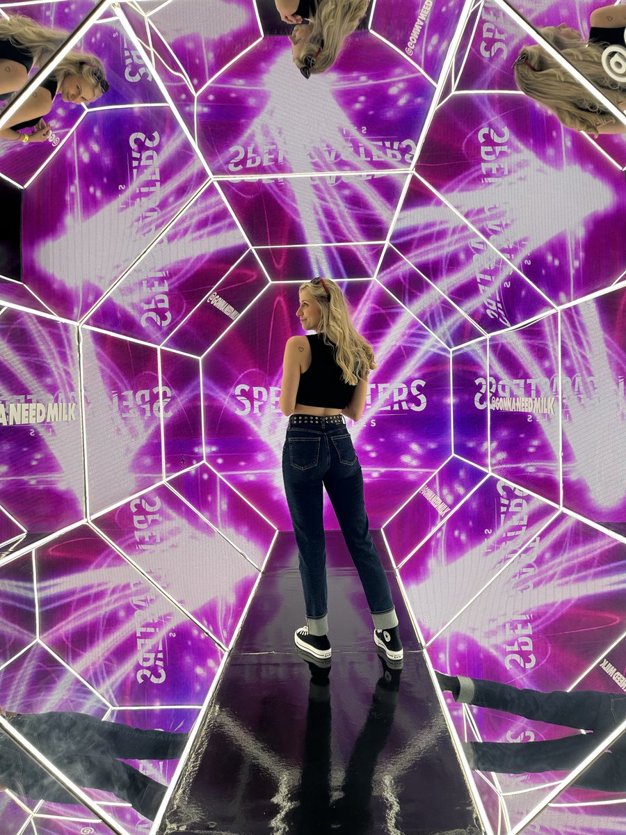 Hails ☻ tweet media